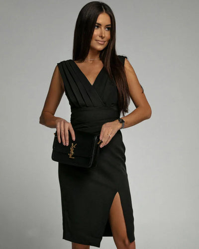 Fresia | Fitted Dress with V-Neckline and Slit