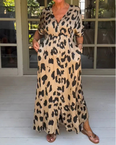 LEO – Leopard Dress
